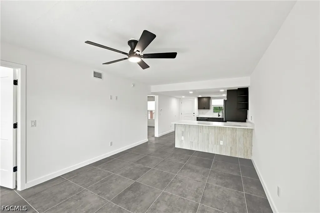 16881 Davis Road Fort Myers FL 33908