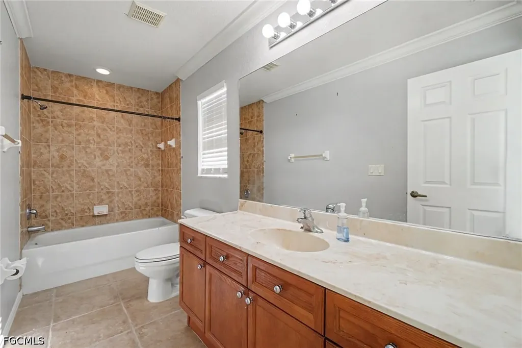 1143 NW 20th Place Cape Coral FL 33993