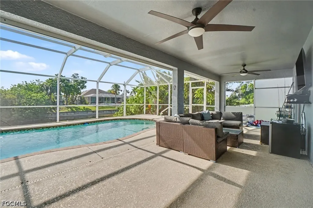 1143 NW 20th Place Cape Coral FL 33993