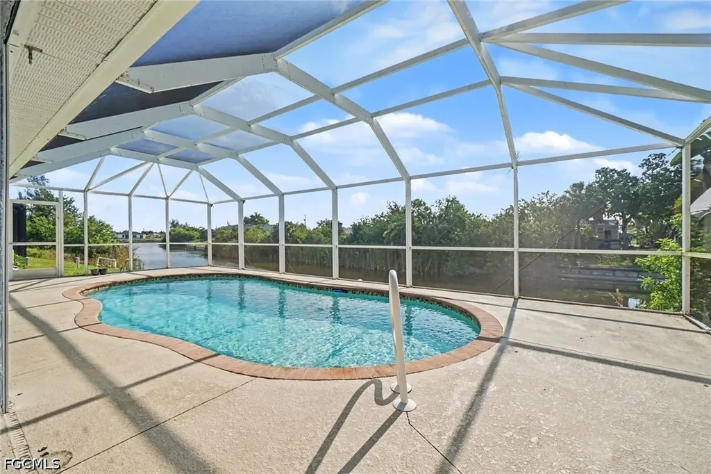 1143 NW 20th Place Cape Coral FL 33993