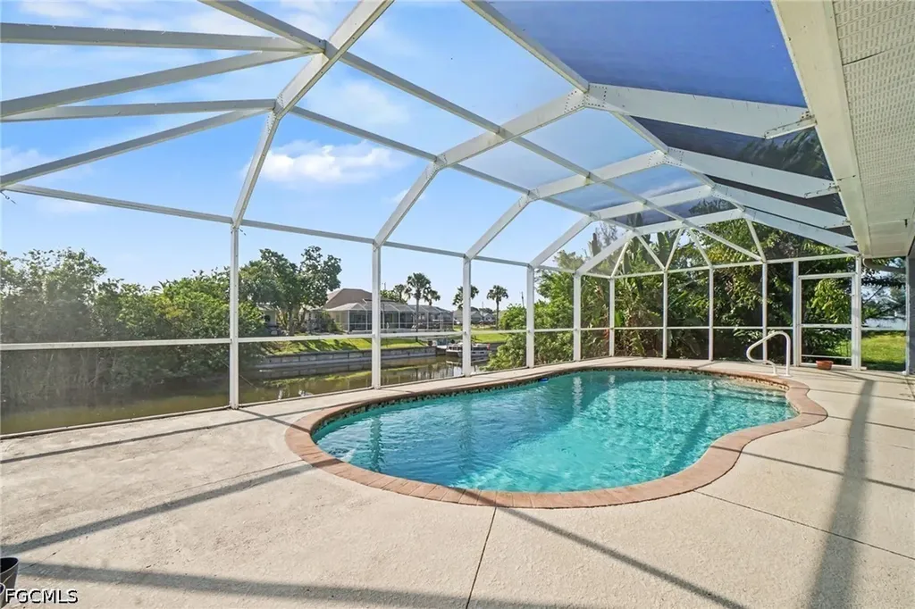 1143 NW 20th Place Cape Coral FL 33993