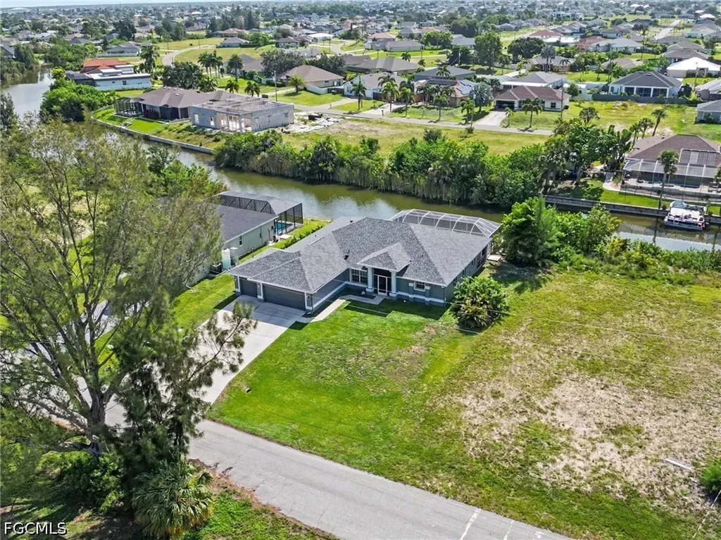 1143 NW 20th Place Cape Coral FL 33993