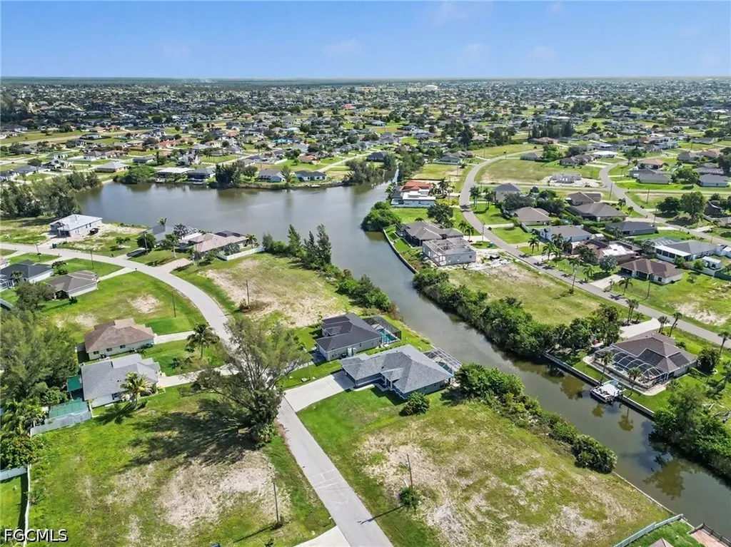 1143 NW 20th Place Cape Coral FL 33993