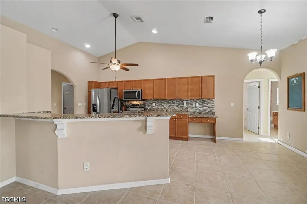1143 NW 20th Place Cape Coral FL 33993