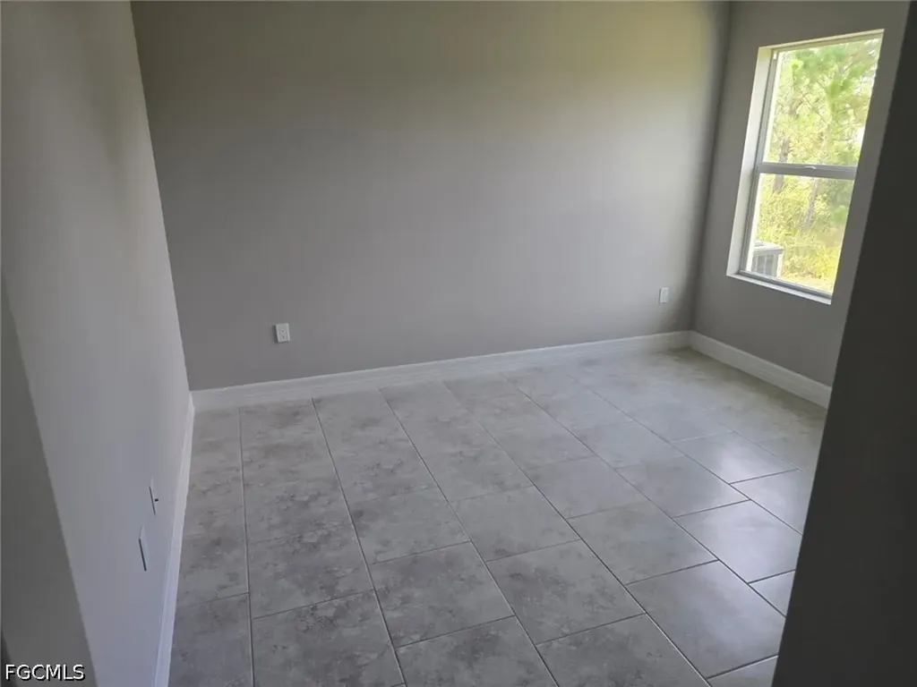 1924 Holyoke Avenue Lehigh Acres FL 33972
