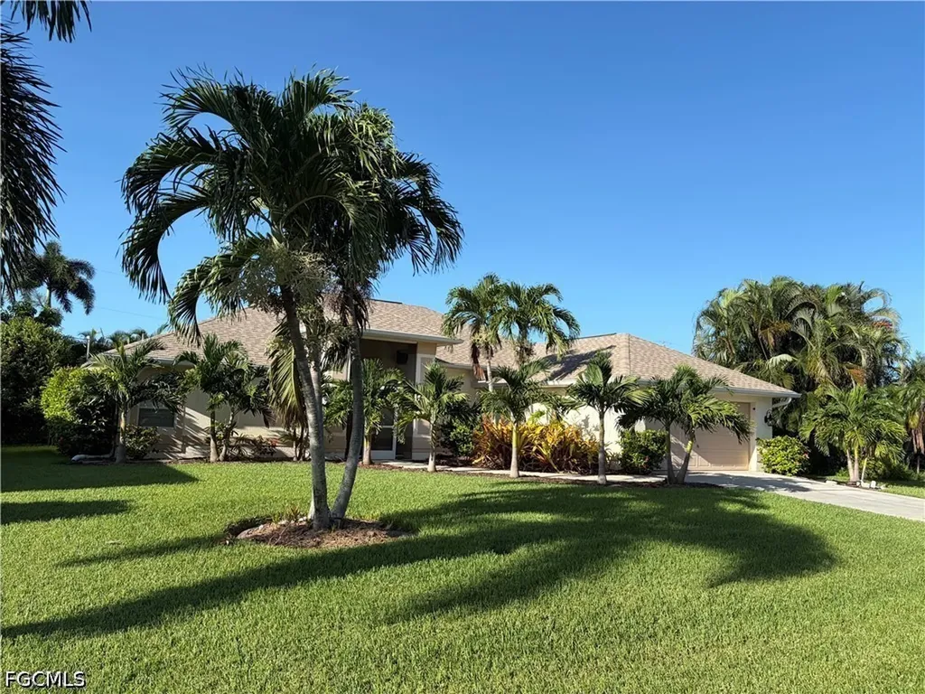 618 SE 18th Street Cape Coral FL 33990