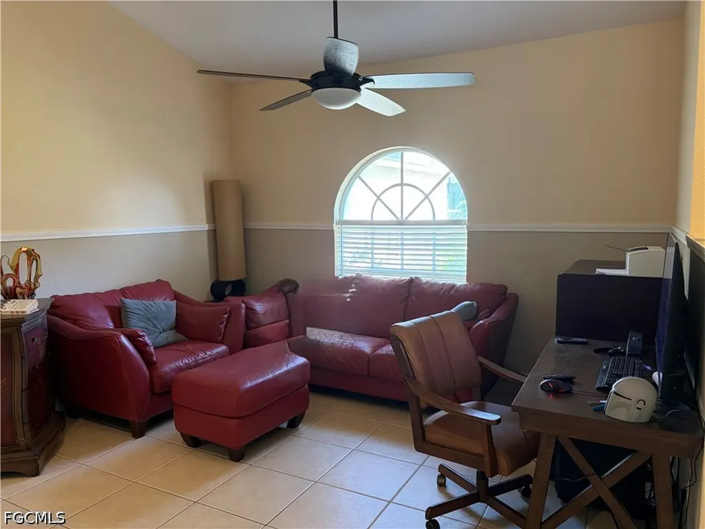 618 SE 18th Street Cape Coral FL 33990
