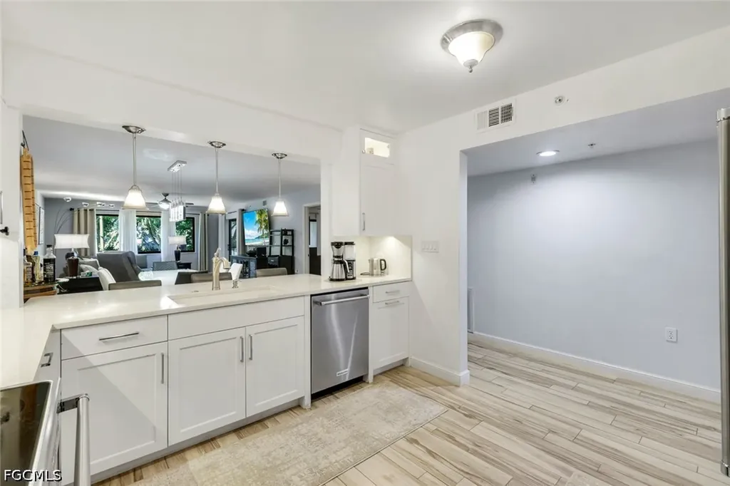 9901 Sunset Cove Lane Fort Myers FL 33919