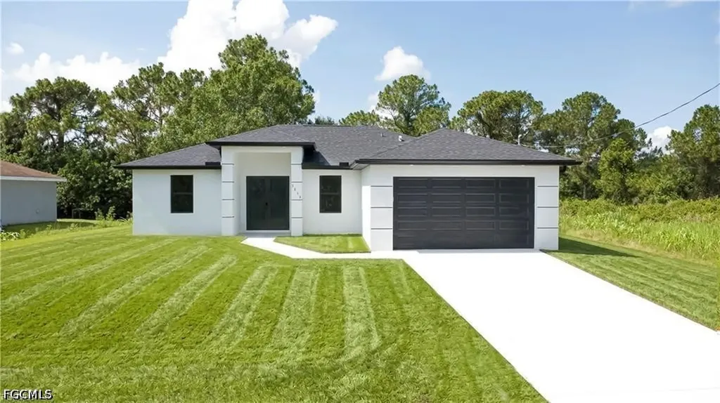 3213 51st Street W Lehigh Acres FL 33971