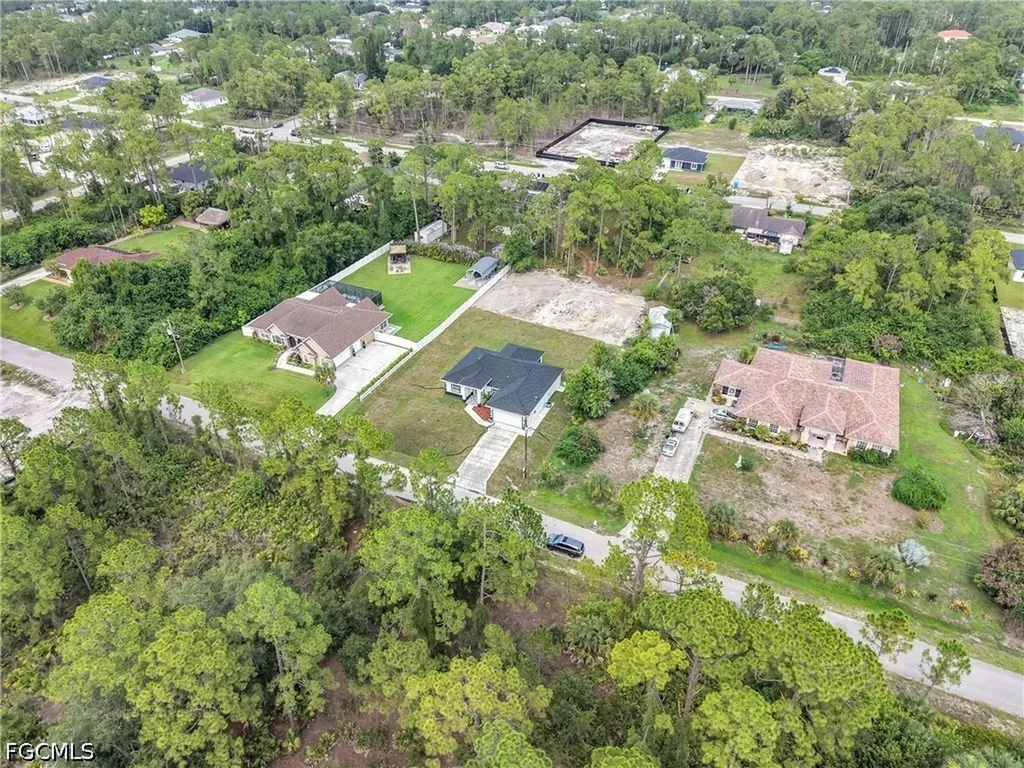 811 Congress Avenue Lehigh Acres FL 33972