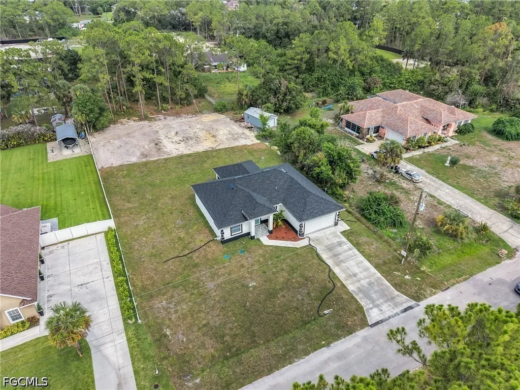 811 Congress Avenue Lehigh Acres FL 33972