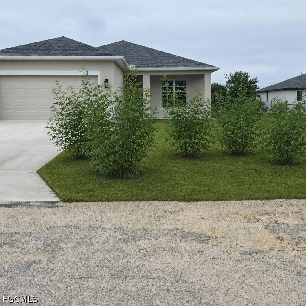 1021 Alcalde Street E Lehigh Acres FL 33974