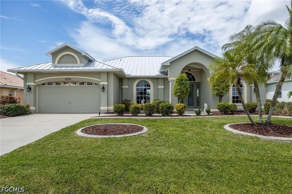 5234 Sands Boulevard Cape Coral FL 33914