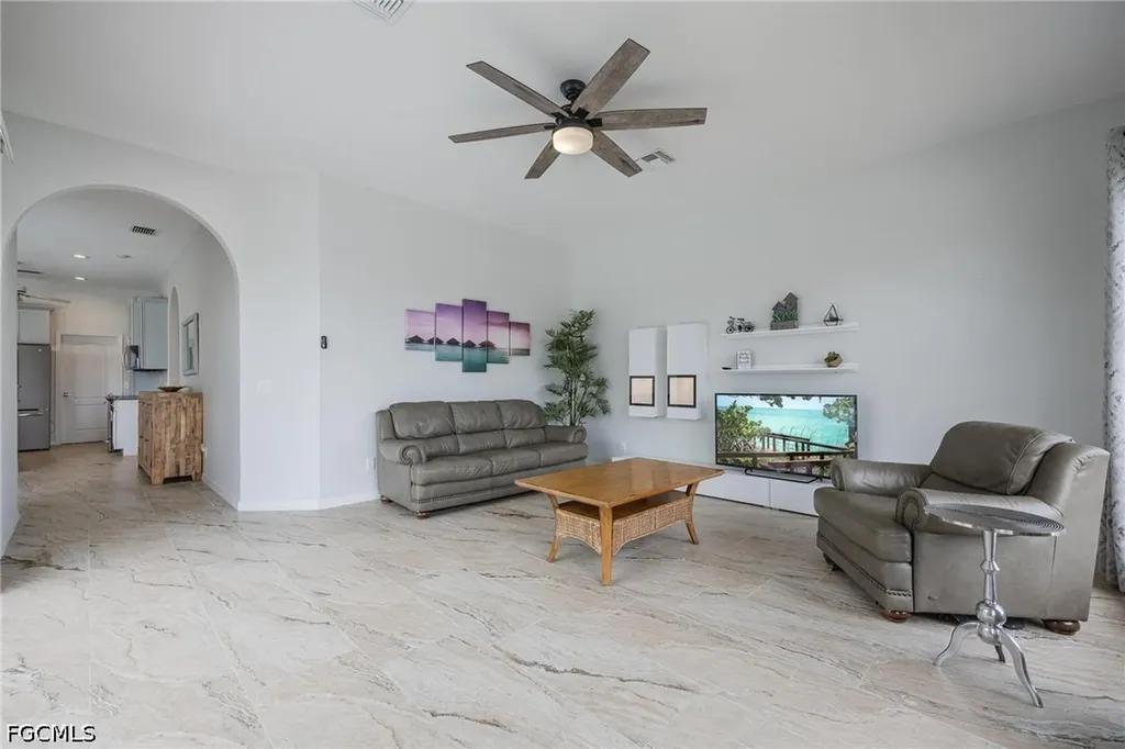 5234 Sands Boulevard Cape Coral FL 33914