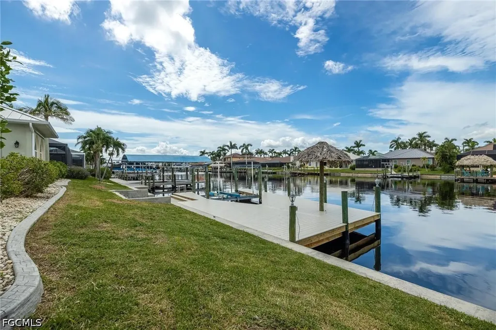 5234 Sands Boulevard Cape Coral FL 33914
