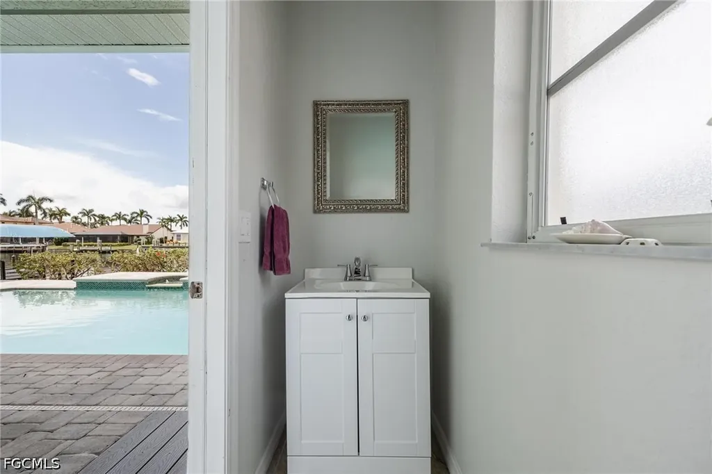 5234 Sands Boulevard Cape Coral FL 33914