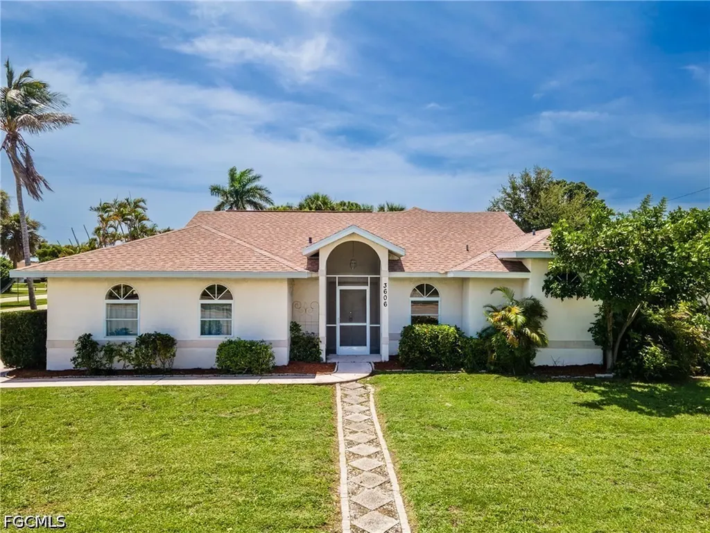 Cape Coral FL, 3606 Country Club Boulevard