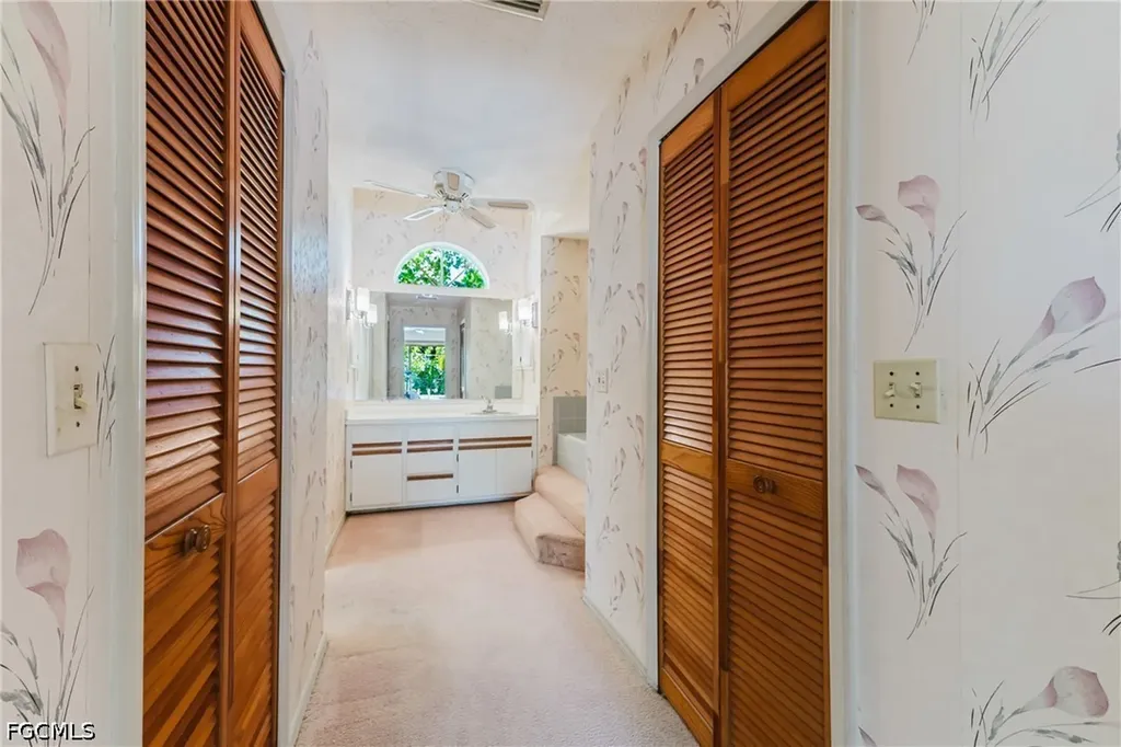 3606 Country Club Boulevard Cape Coral FL 33904