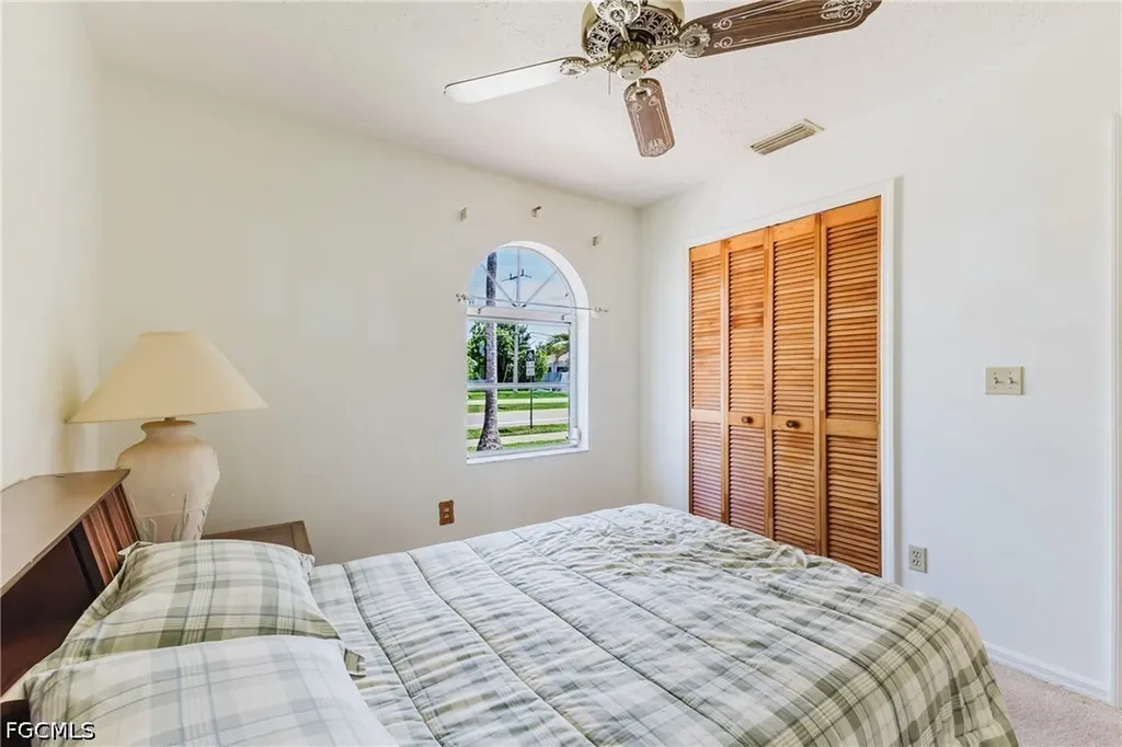 3606 Country Club Boulevard Cape Coral FL 33904