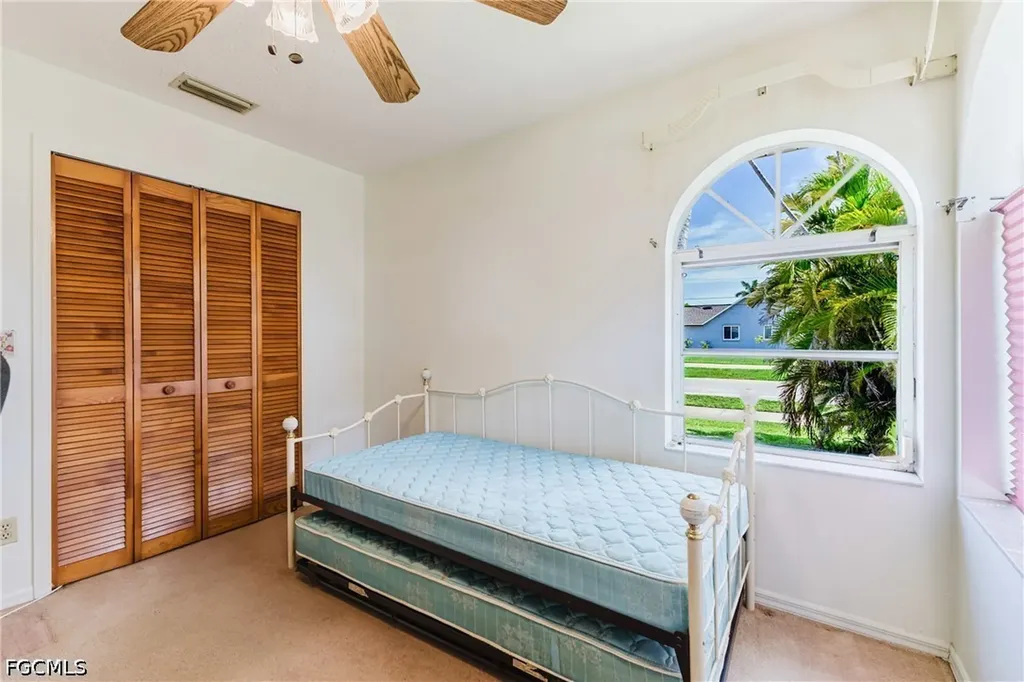 3606 Country Club Boulevard Cape Coral FL 33904