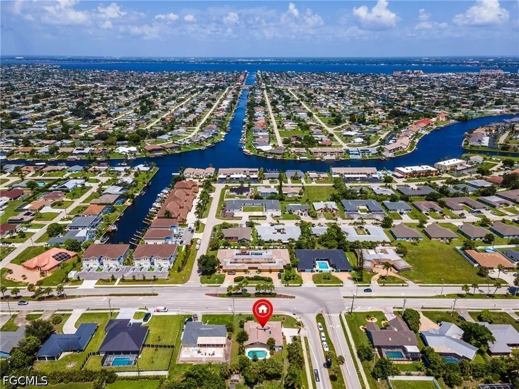 3606 Country Club Boulevard Cape Coral FL 33904