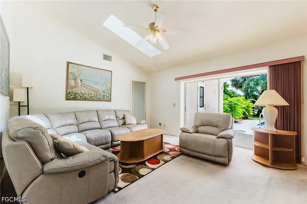 3606 Country Club Boulevard Cape Coral FL 33904