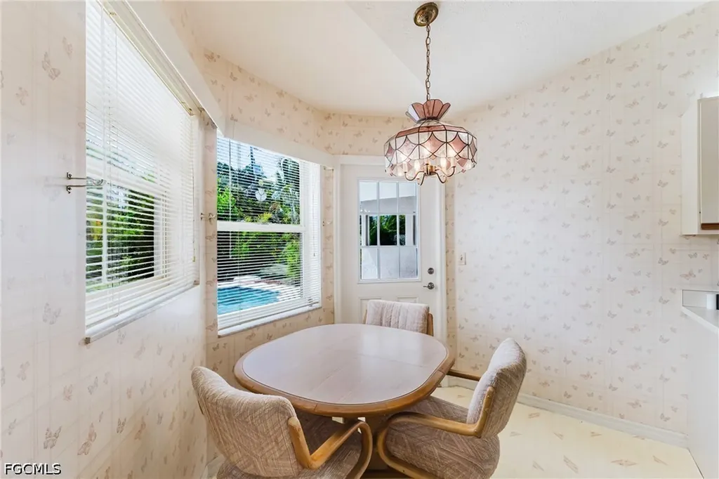 3606 Country Club Boulevard Cape Coral FL 33904
