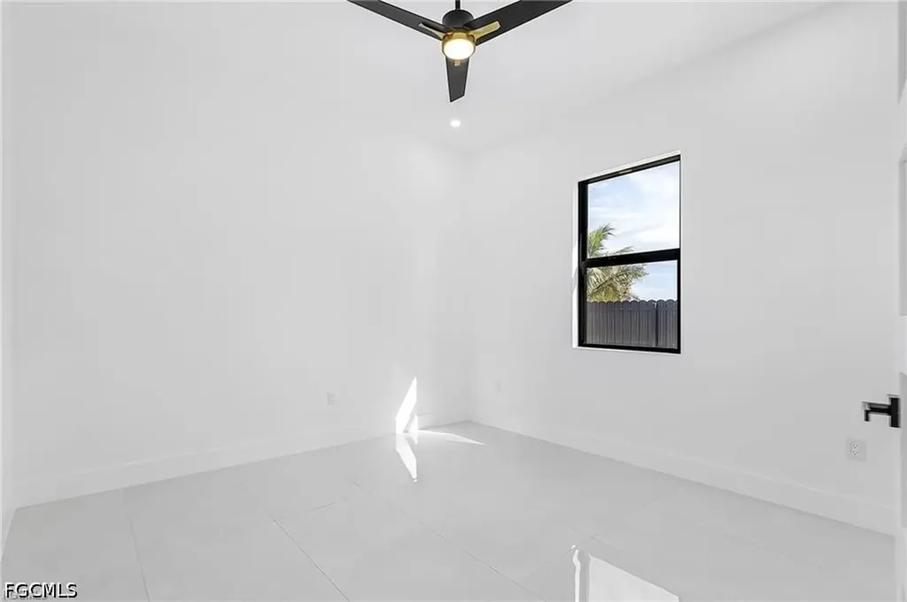 2000 SW 31st Terrace Cape Coral FL 33914