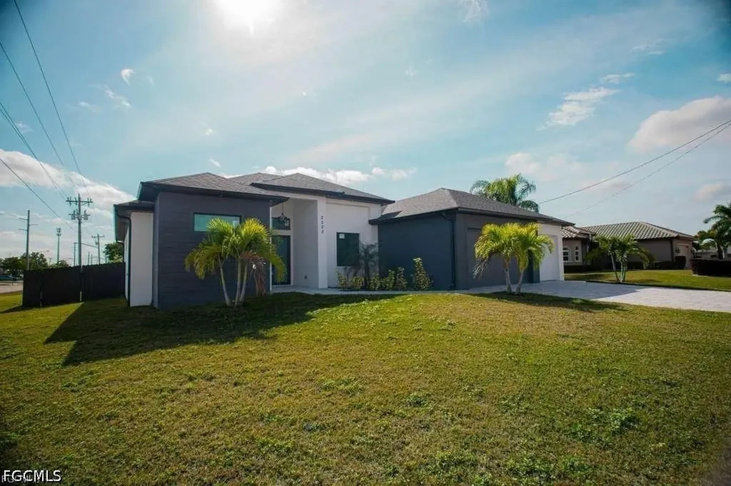 2000 SW 31st Terrace Cape Coral FL 33914