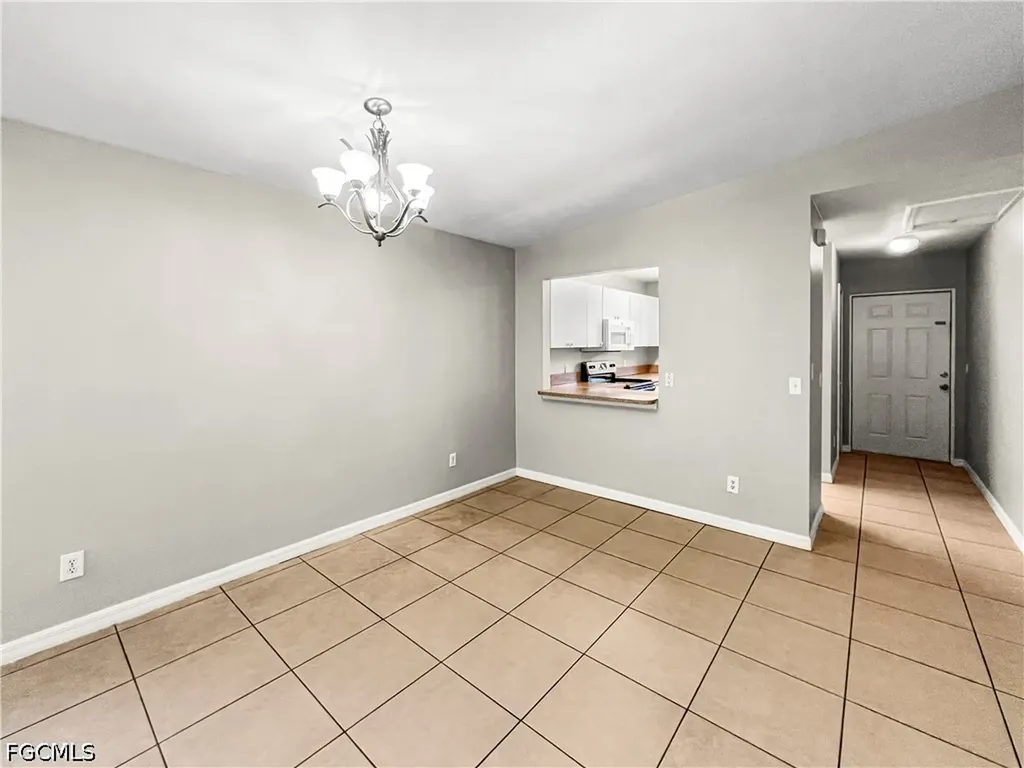 1321 SE 8th Avenue Cape Coral FL 33990