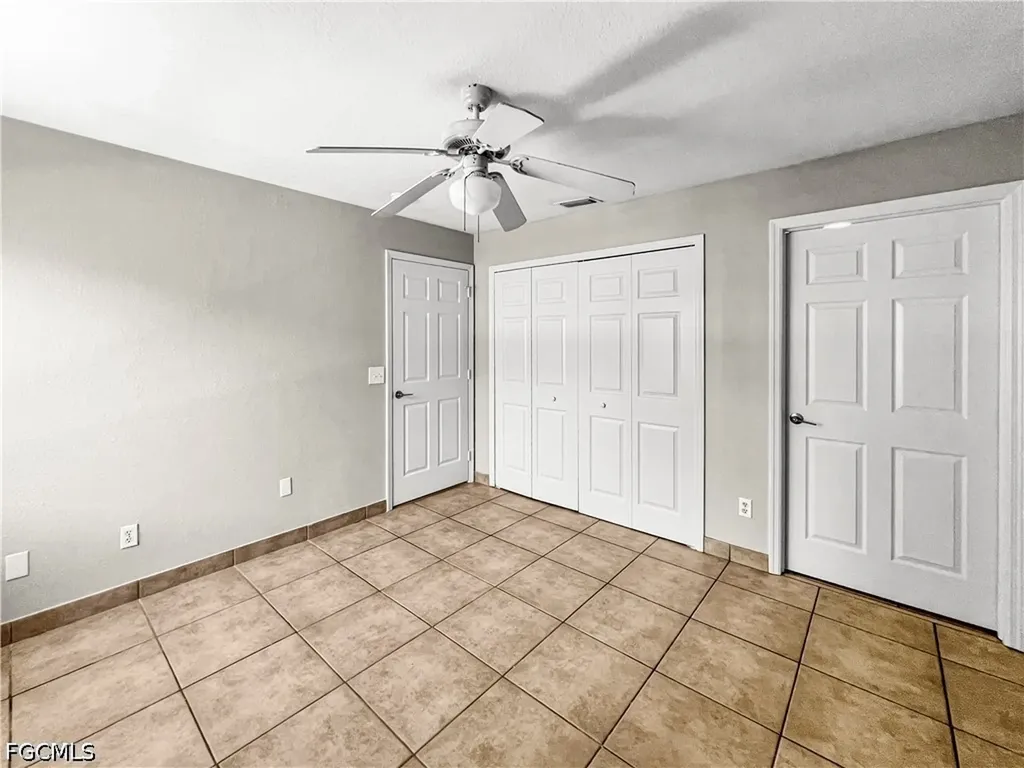 1321 SE 8th Avenue Cape Coral FL 33990