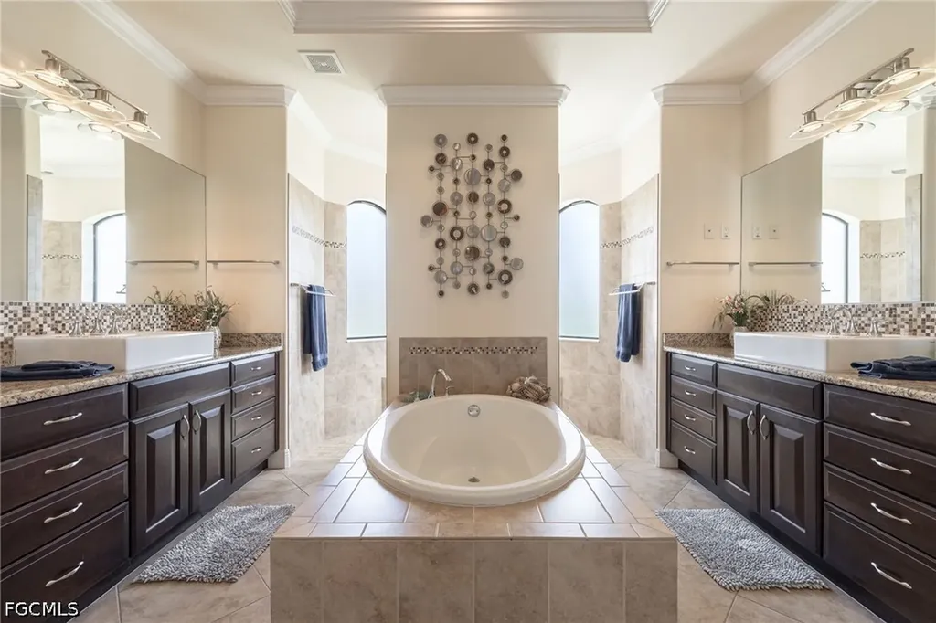 310 SE 30th Terrace Cape Coral FL 33904