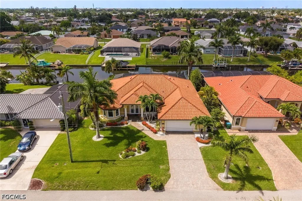 310 SE 30th Terrace Cape Coral FL 33904