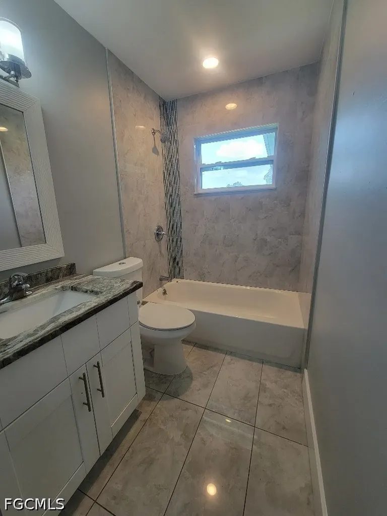 203 Redcliff Avenue Lehigh Acres FL 33936