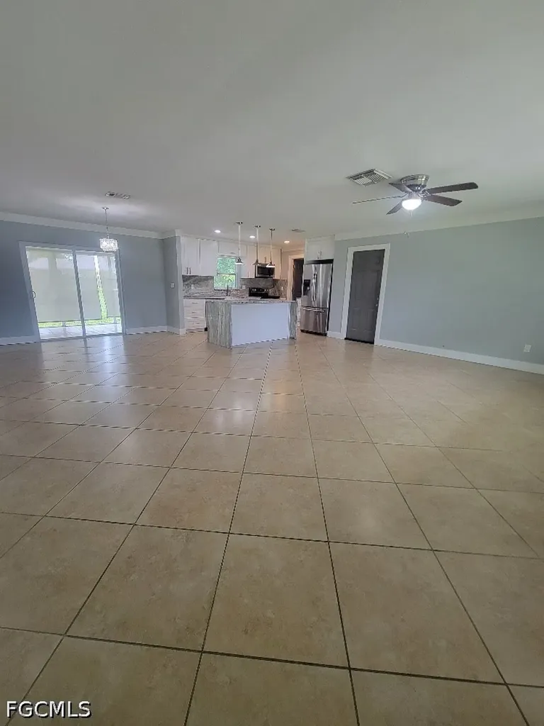 203 Redcliff Avenue Lehigh Acres FL 33936