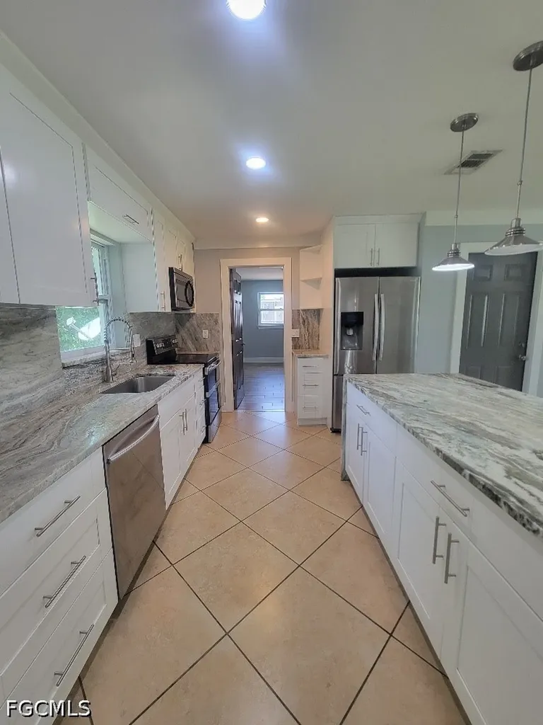 203 Redcliff Avenue Lehigh Acres FL 33936