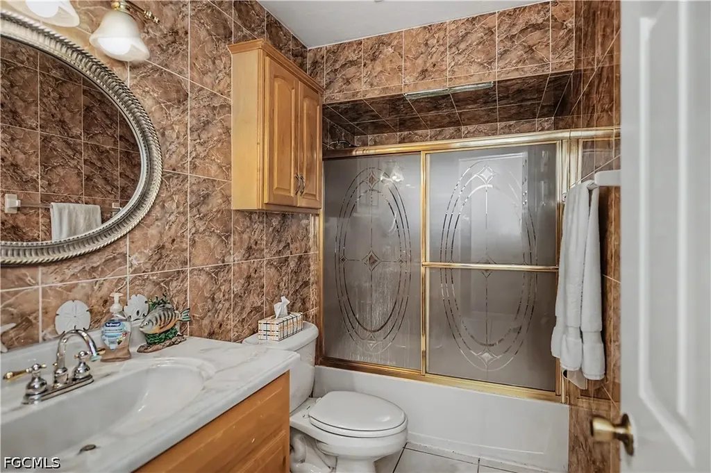 242 SW 45th Terrace Cape Coral FL 33914