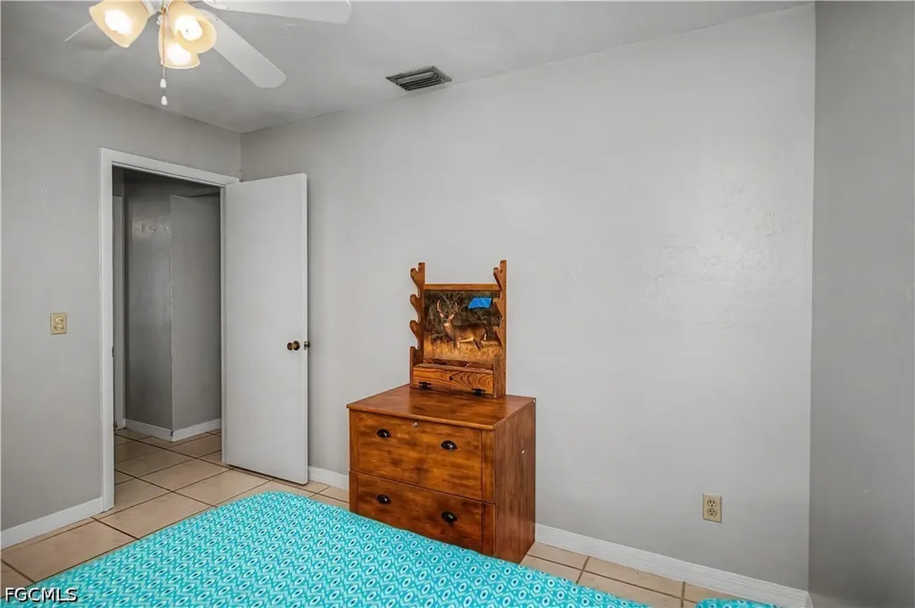 242 SW 45th Terrace Cape Coral FL 33914