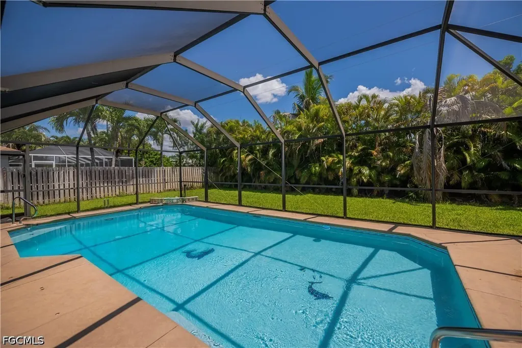 242 SW 45th Terrace Cape Coral FL 33914