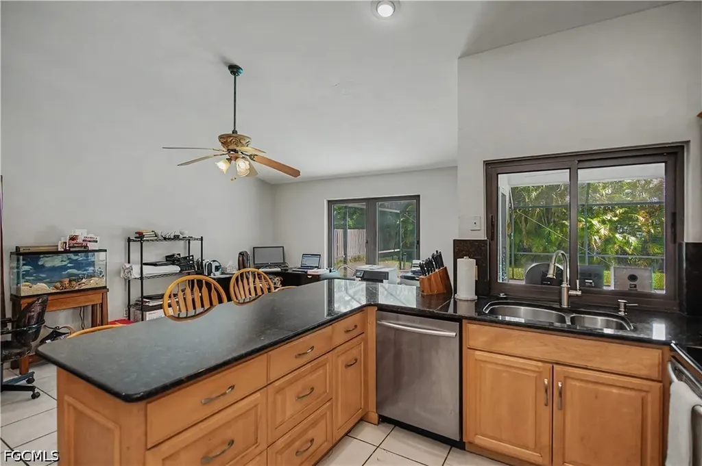242 SW 45th Terrace Cape Coral FL 33914