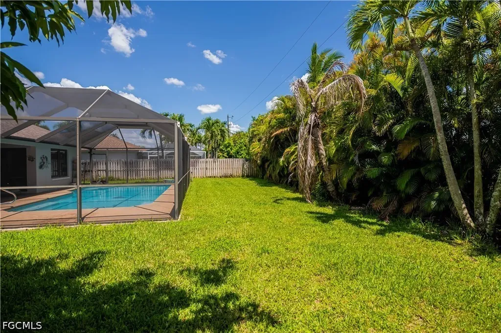 242 SW 45th Terrace Cape Coral FL 33914