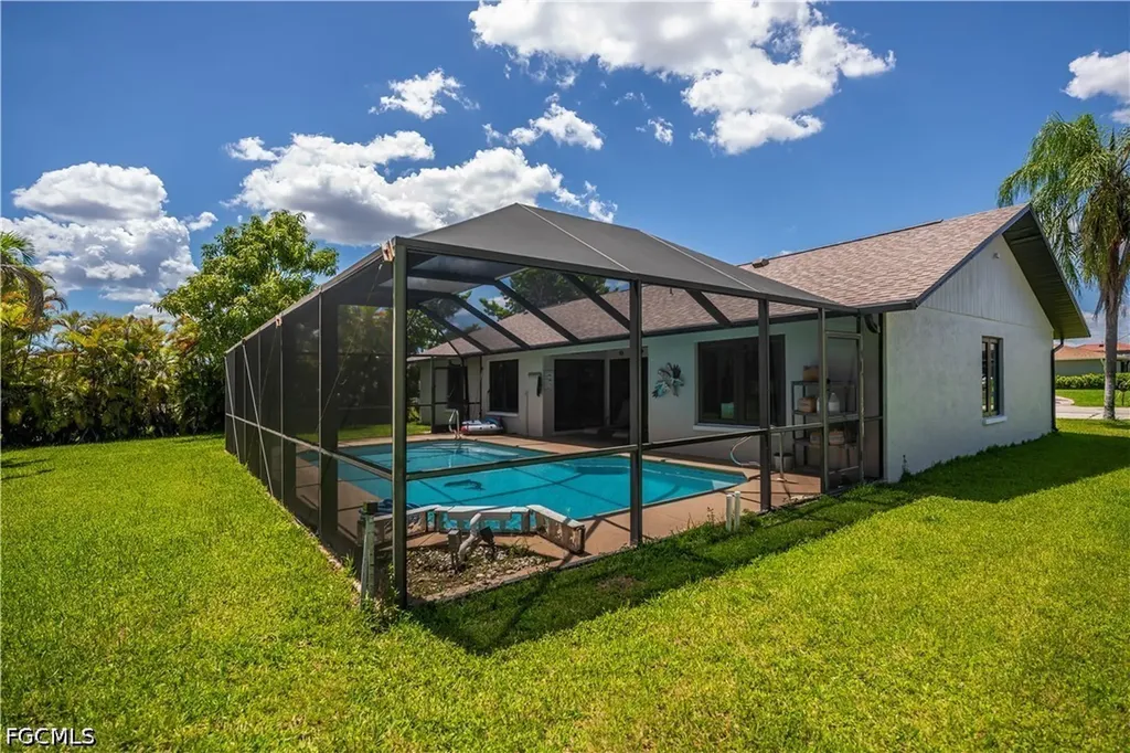242 SW 45th Terrace Cape Coral FL 33914