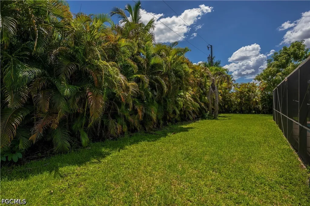 242 SW 45th Terrace Cape Coral FL 33914