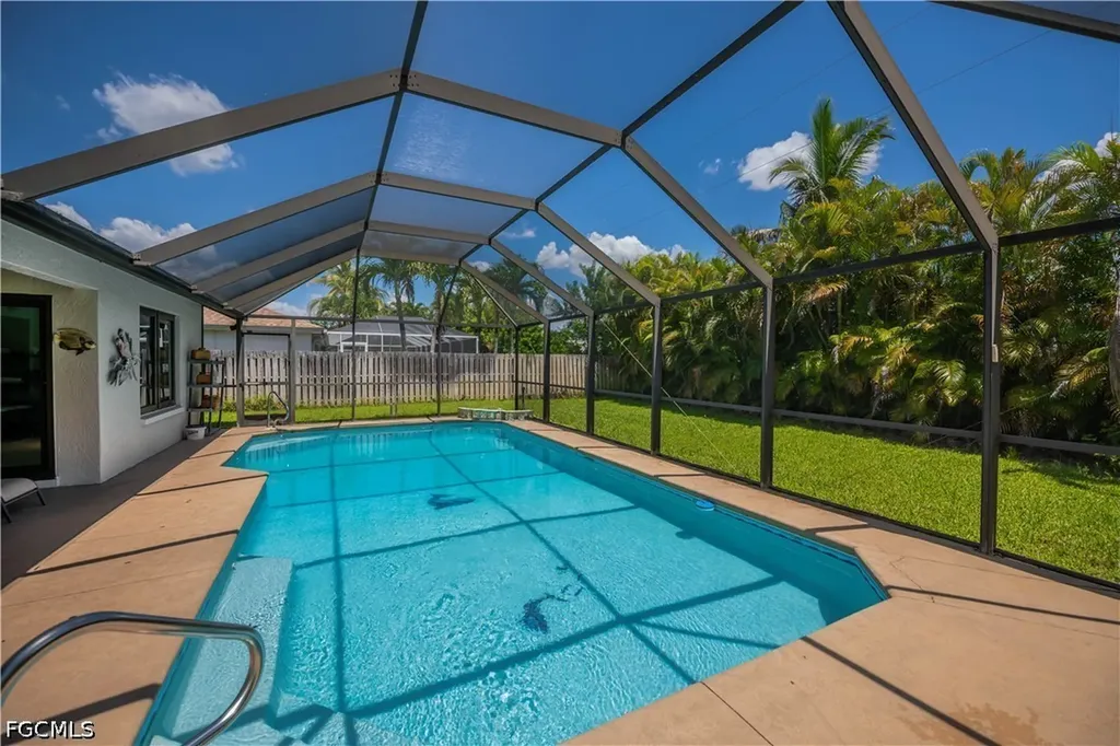 242 SW 45th Terrace Cape Coral FL 33914
