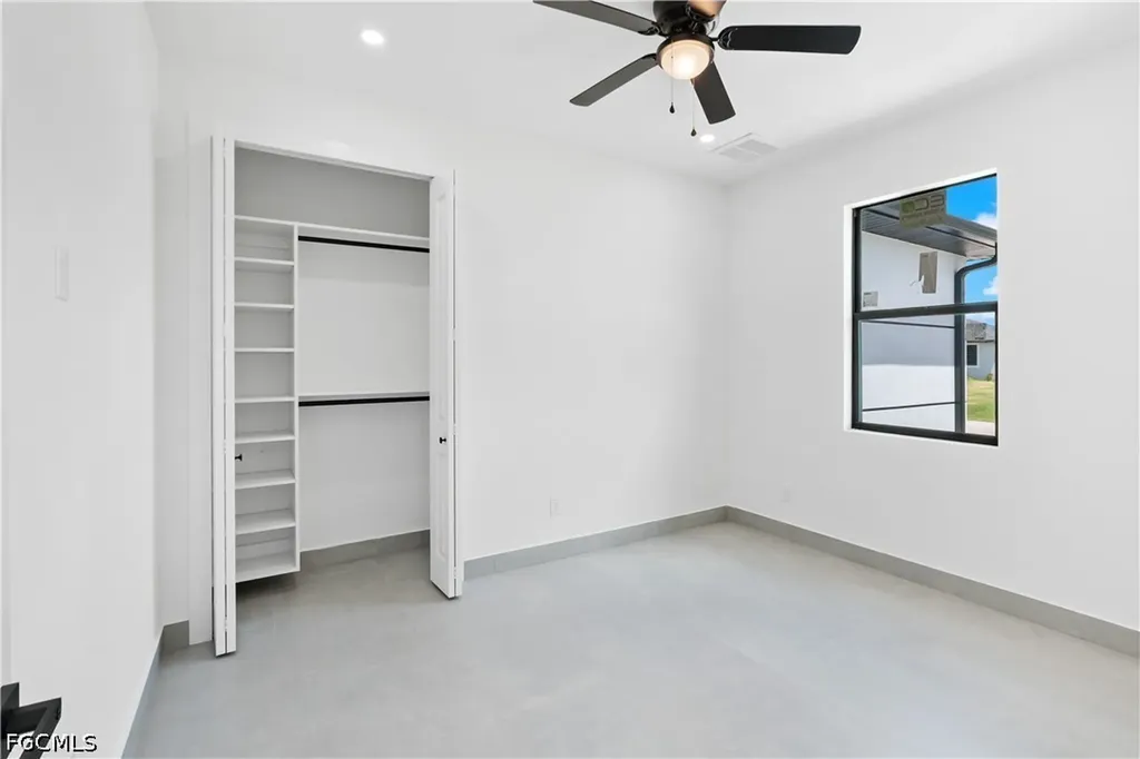216 NW 10th Terrace Cape Coral FL 33993