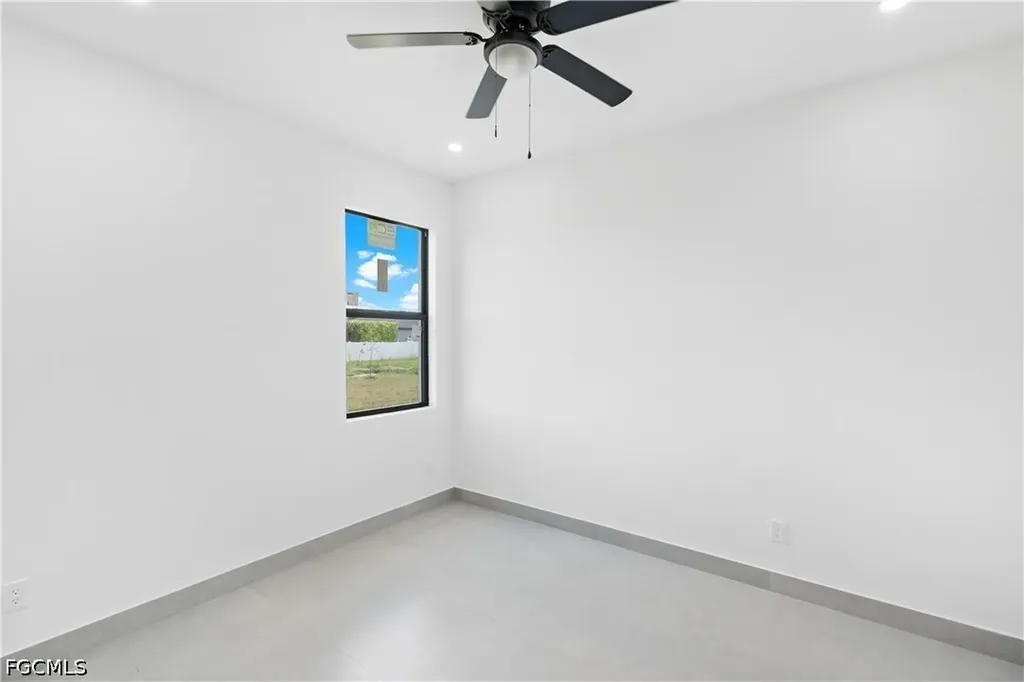 216 NW 10th Terrace Cape Coral FL 33993