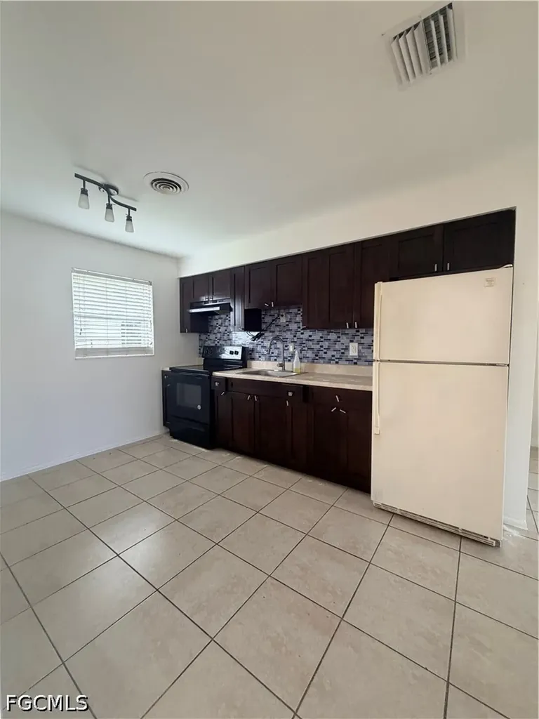 1742 Maple Drive Fort Myers FL 33907