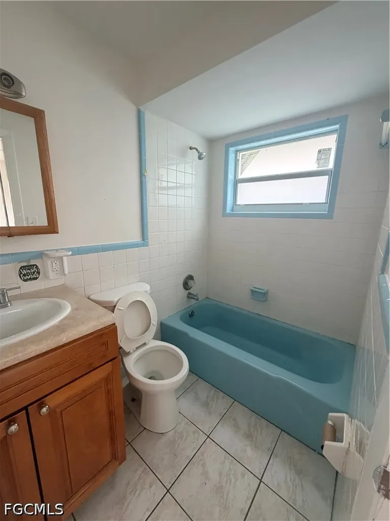 1742 Maple Drive Fort Myers FL 33907