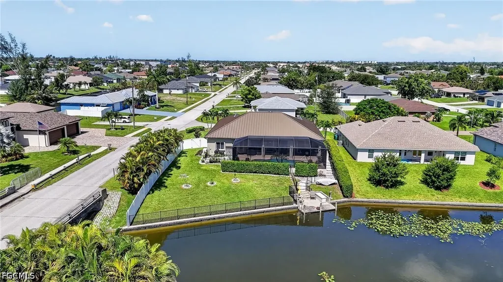 2547 SW 5th Avenue Cape Coral FL 33914