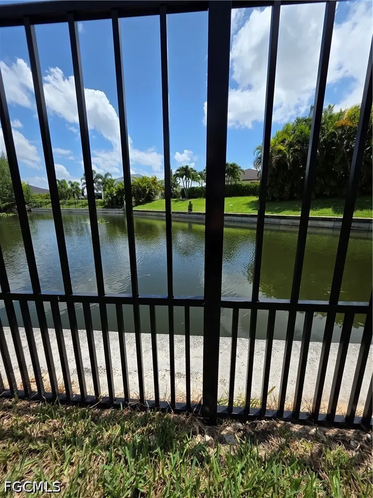 2547 SW 5th Avenue Cape Coral FL 33914